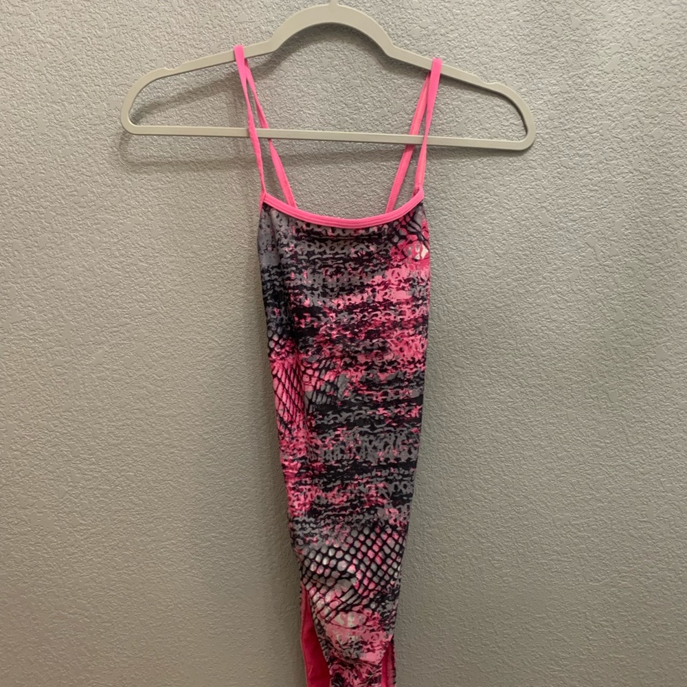 8/34 Speedo Women’s Competitive SwimWear